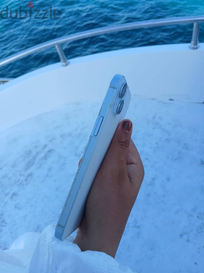 iPhone 15 plus 2
