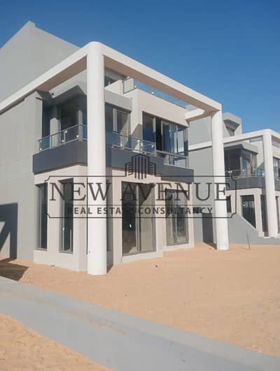 Largest Corner Townhouse, Ready to move, with a Down Payment & Installments, for Sale in Bloomfields.
