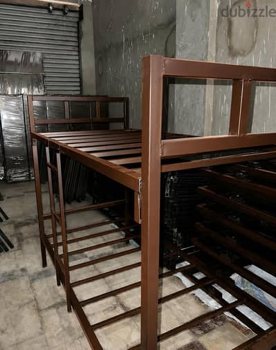 محتاج عدد كبير نفس اليوم سرايرعمال حديددهان لكتروستاتيك/01002782606