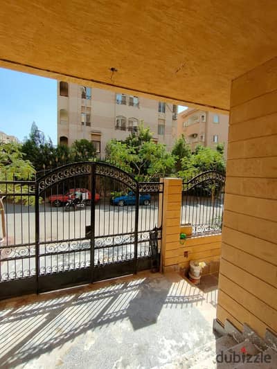 شقة للايجار دور ارضى بالمستثمرين الجنوبيه