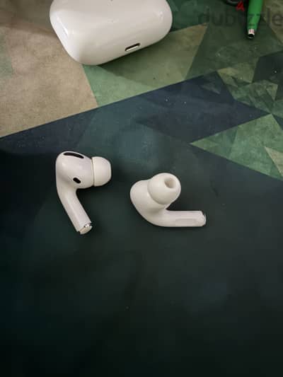 Apple airpods pro 1