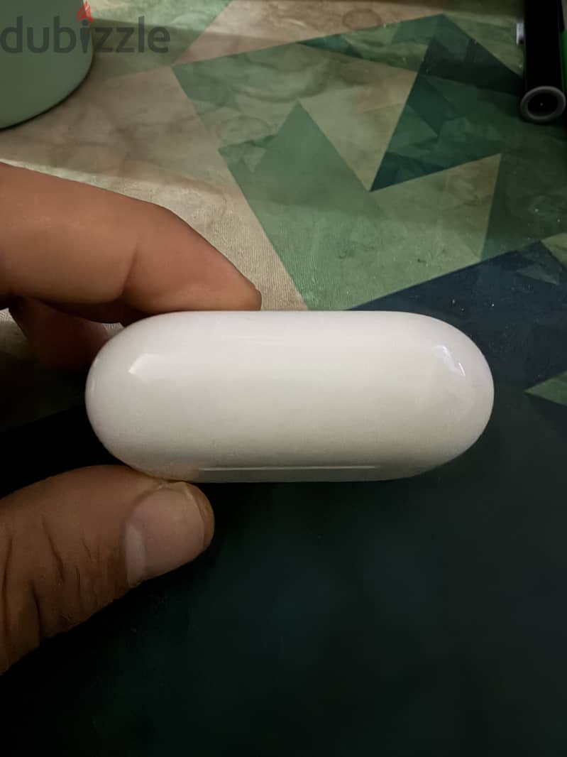 Apple airpods pro 1 7