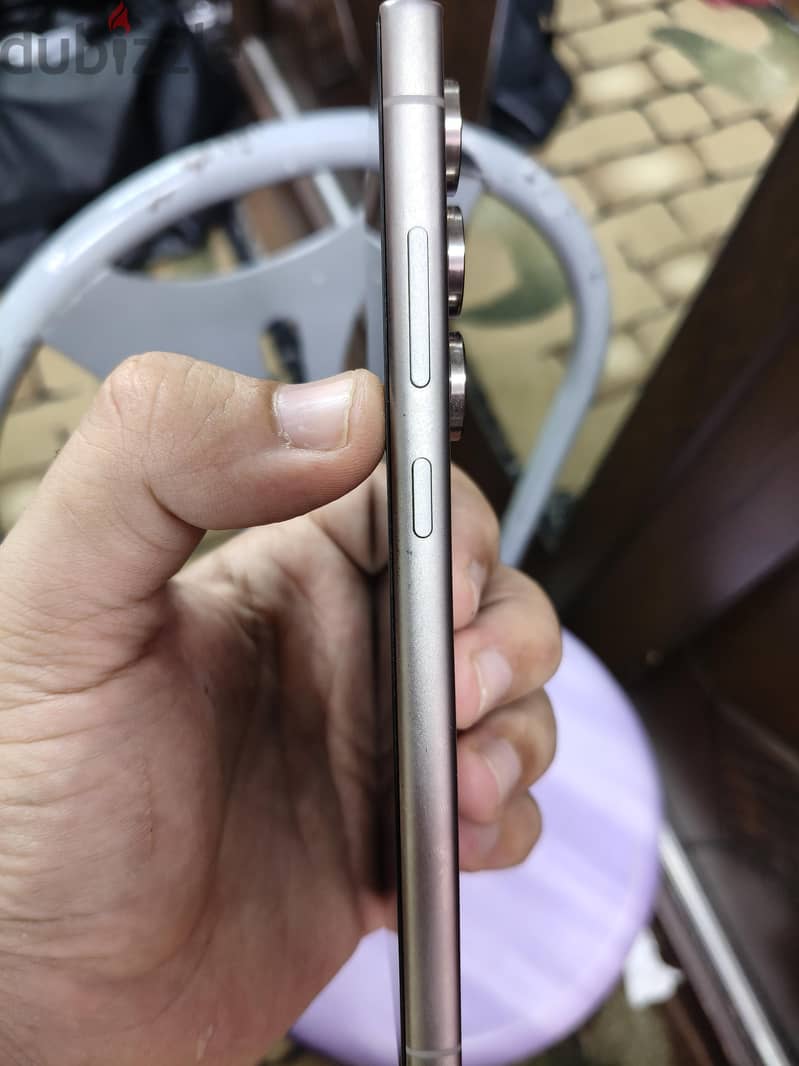 Samsung S24 Ultra 2
