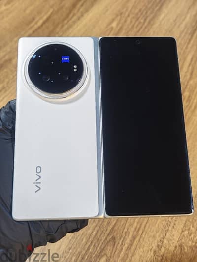 vivo X Fold3 Pro