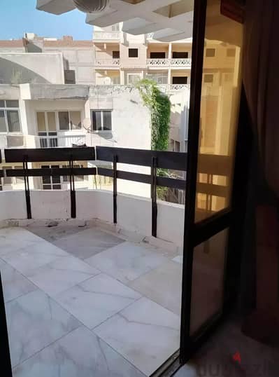 شقة للبيع في بيانكي دقيقة لشاطئ الهدير من المالك بدون وسيط