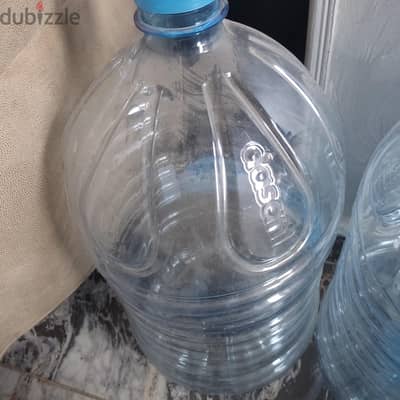 قارورة ماء  فارغه مقاس 19 لتر
