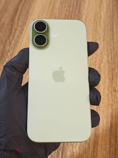 iPhone 17