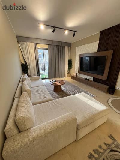 Fully furnished apartment for rent in Sodic Villette V Residence. Two bedrooms, including one master, three bathrooms, fully furnished, prime location inside the compound with clubhouse, swimming pools, landscaped areas,