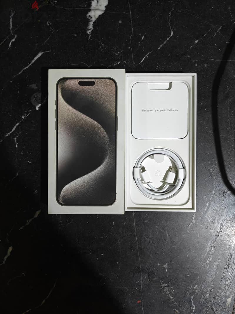 Apple - iPhone 15 Pro Max 9