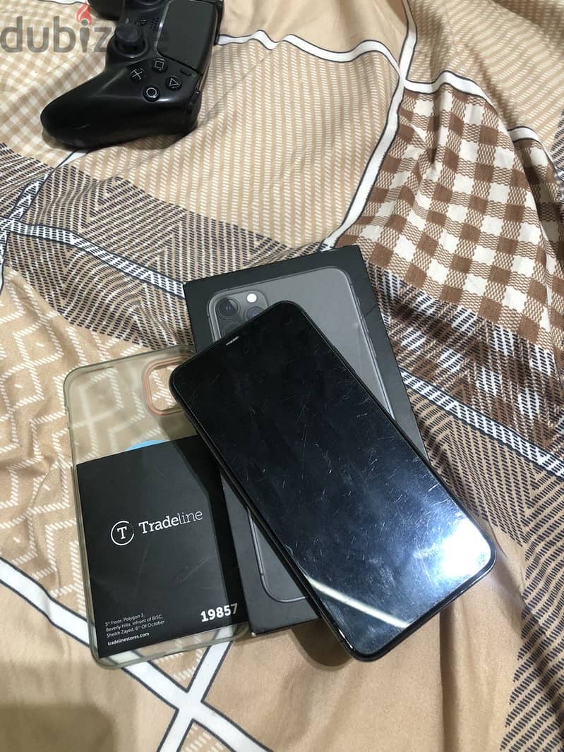 Apple - iPhone 11 Pro Max 1