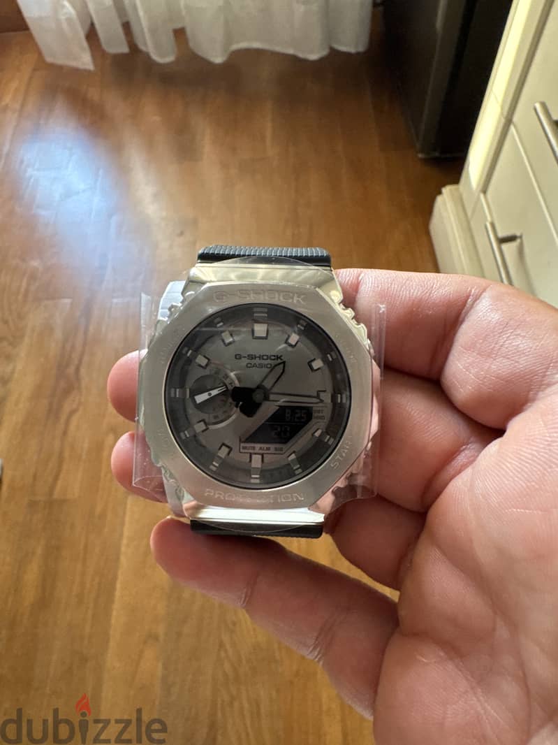 Casio GM-2100-1AER 1