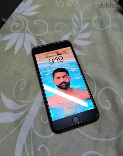 آبل - آيفون 8 بلس