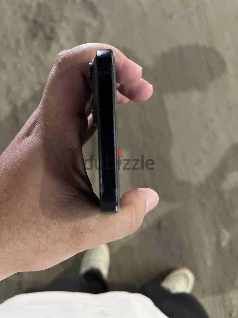 iPhone 15 plus 83% tax 5