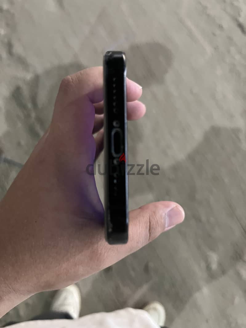 iPhone 15 plus 83% tax 6