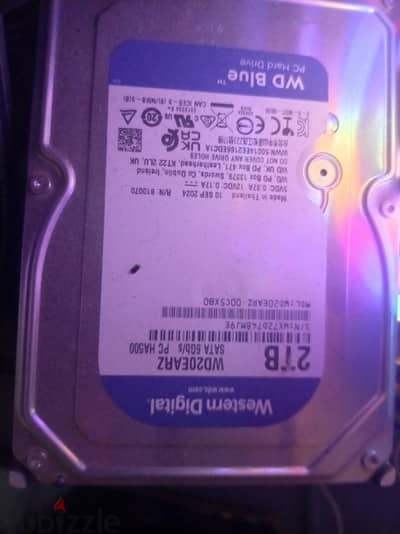 هارد ٢ تيرا  western digital blue WX72D7413P