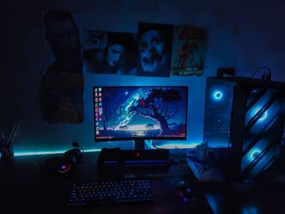 Pc كامل بكل حاجة للبيع