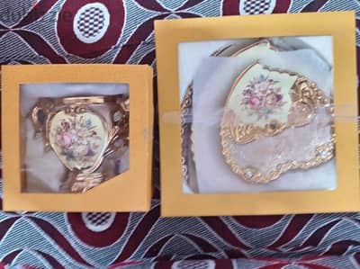 بونبونيرة بورسلان مذهبة