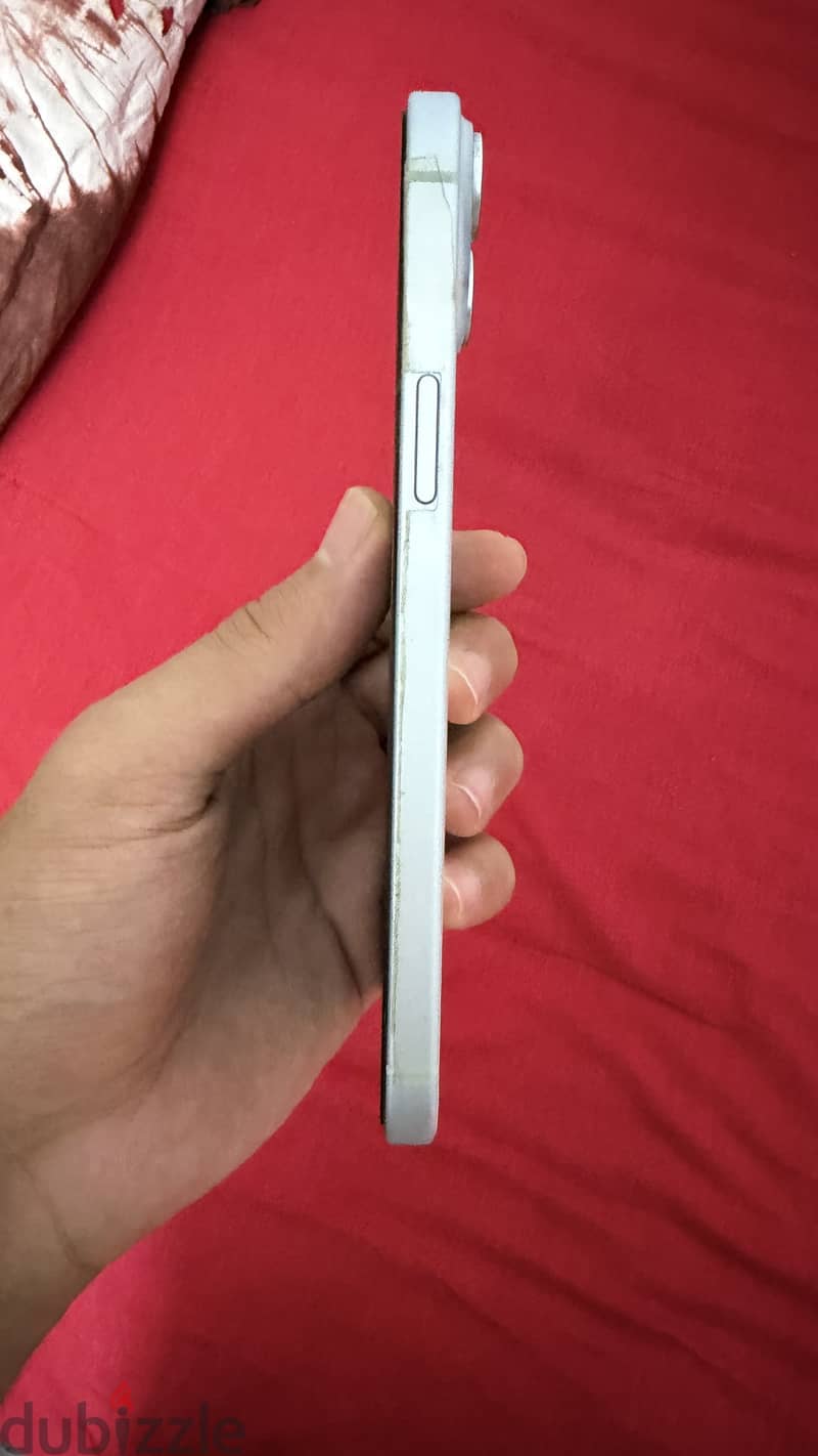 iPhone 15 Plus 4
