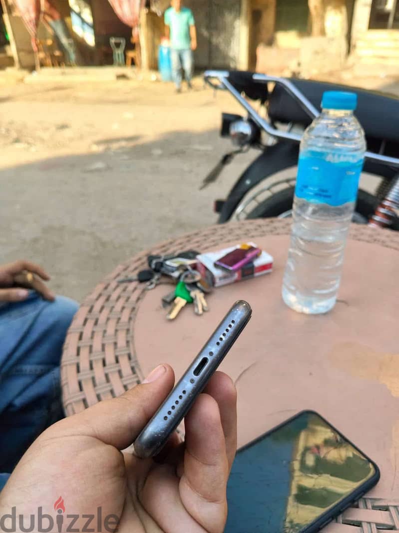 Apple - iPhone 11 3