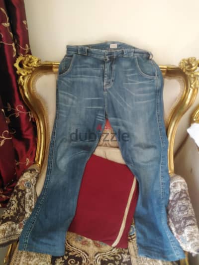 بنطلون جينز تركى مقاس32 محرم بك