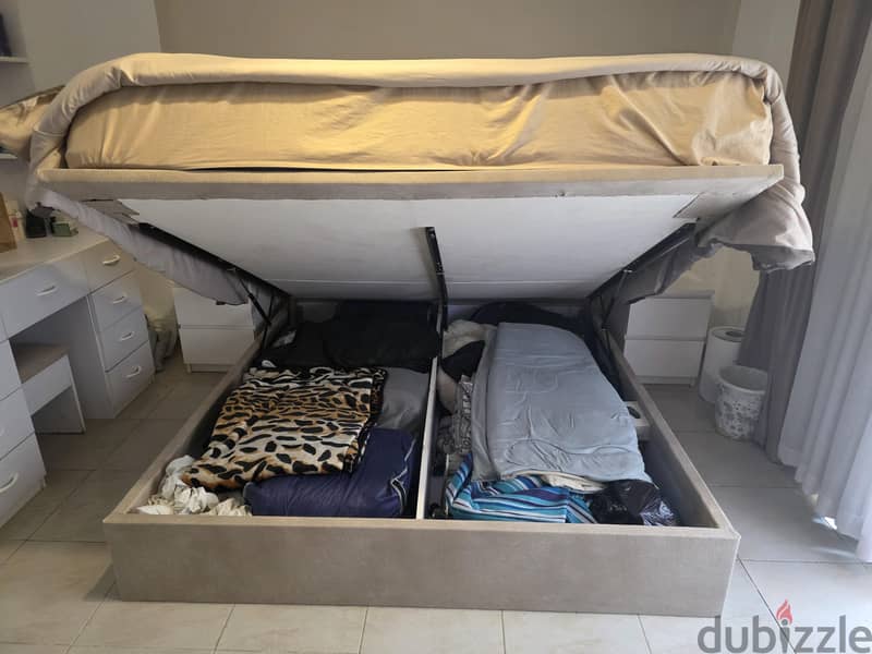 large bed 1