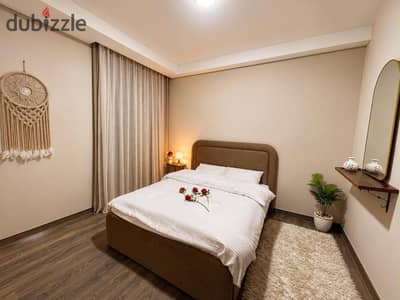  شقة فندقية فاخرة في ZED الشيخ زايد  3 غرف + غرفة ناني، 3 حمامات، فرش فندقي راقٍ، Double View ومطبخ مجهز بالكامل