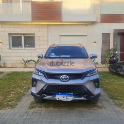 Toyota Fortuner 2023 V6 (4.0L)  1st Owner \ تويوتا فروتشنر 2023