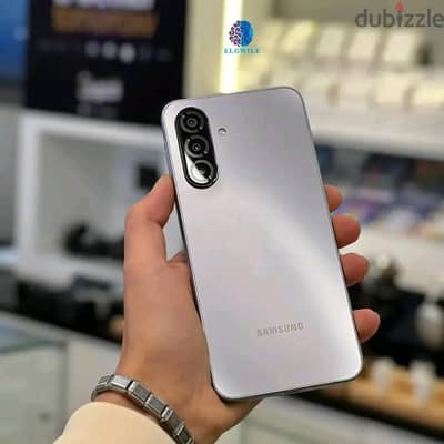 Samsung a17 256/8