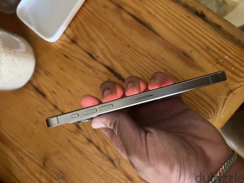 Apple - iPhone 15 Pro Max 7