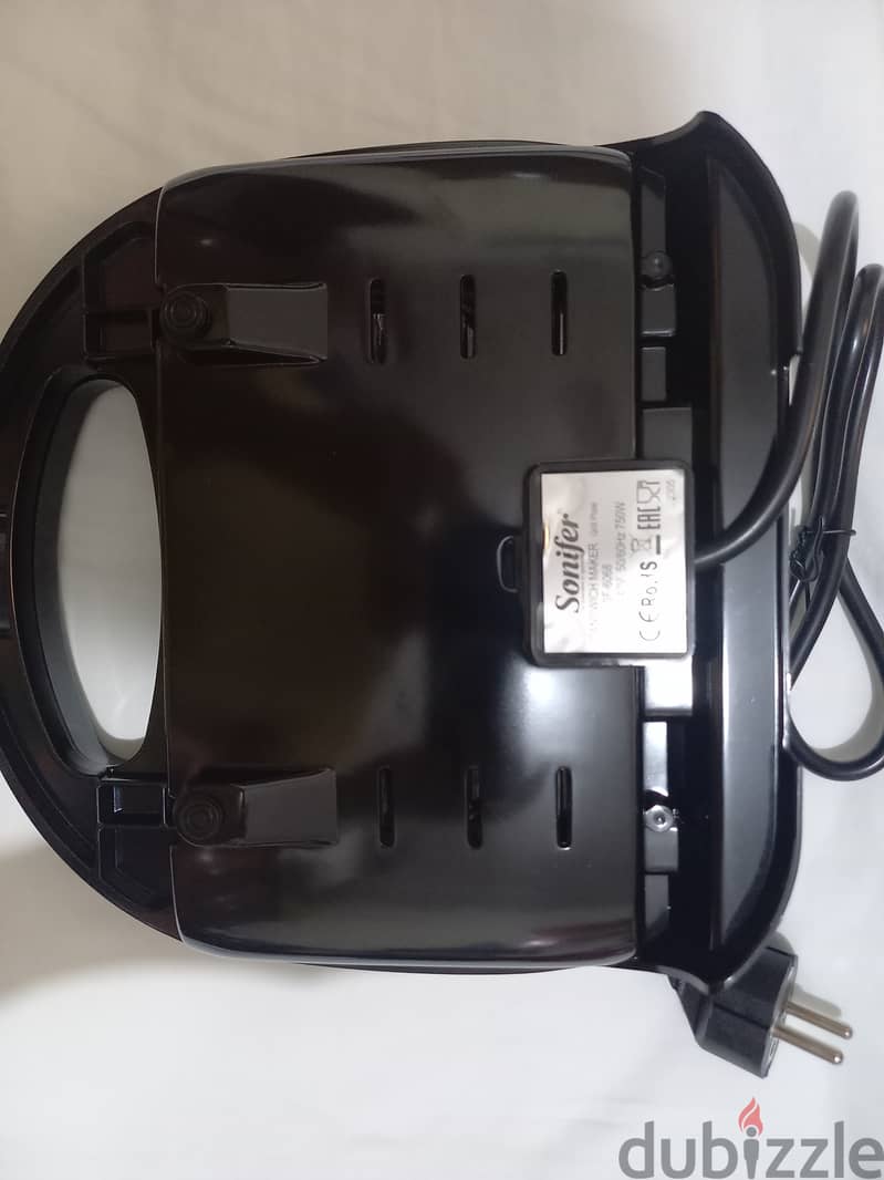 Sonifer 750W Sandwich Maker SF-6068 2