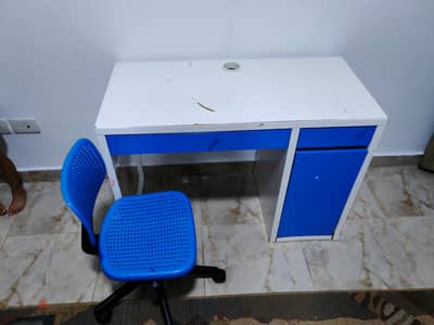 مكتب وكرسي من IKEA اصلي