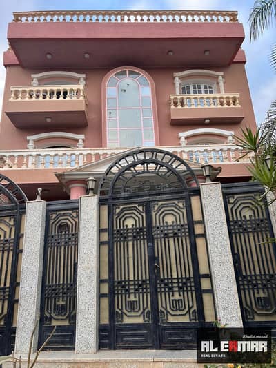  *For Sale: Luxurious Standalone Villa – First Tourist Area – 6th of October City*