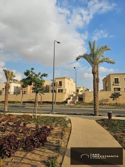 كواترو للبيع في سيتي جيت ديار القطريه بالتجمع الخامس - 3 ادوار جاهزه للمعاينه والاستلام الفوري   باقل سعر في السوق