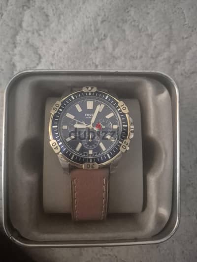 Leather fossil watch for sale - ساعة فوسيل للبيع