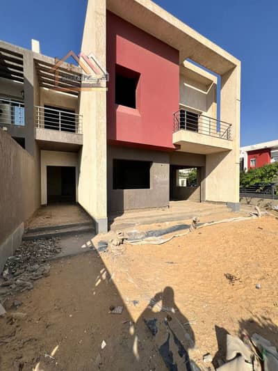 فيلا للبيع فى مدينتي نموذج ( i ) مودرن فيو وايد جاردن بحرى