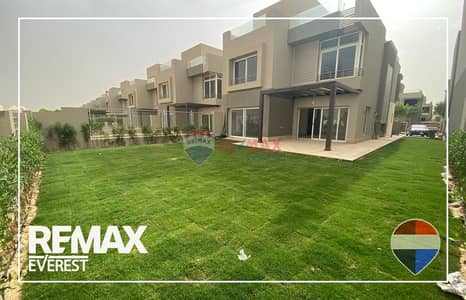 Stand-alone Villa in Palm Hills-Semi-furnished