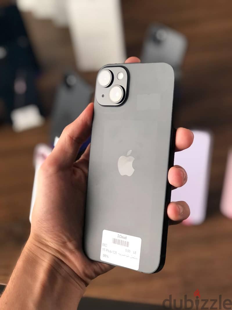 آبل - آيفون 15 بلس 6