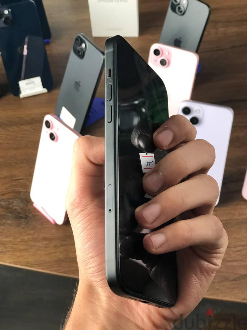 آبل - آيفون 15 بلس 9