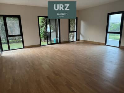سكن فاخر و استثمار مضمون فى بيئه راقيه ف هايد بارك امتلك الان شقه مع جاردن ومدخل خاص تطل ع سنترال بارك 15 فدان بجوار زد ايست دقايق من ازار ماونتن فيو