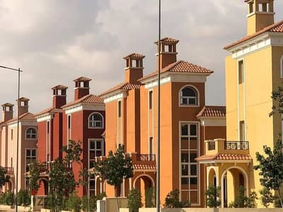 للايجار فيلا توين هاوس 185 متر مباني , 285 ارض داخل كمبوند نيوم , 6 أكتوبر , التوسعات الشمالية