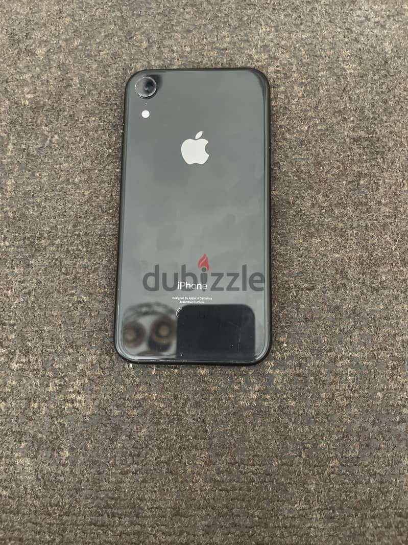 Apple - iPhone XR 1
