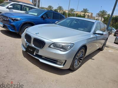 بي ام دبليو 740 2015