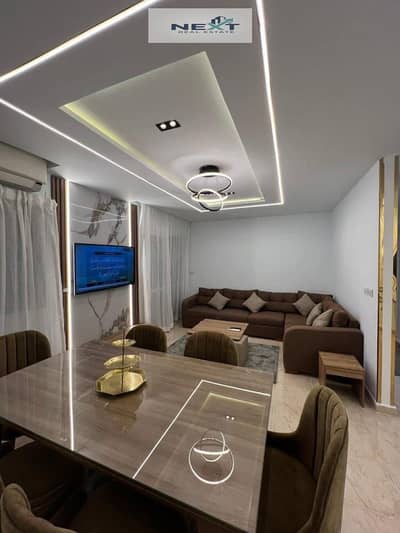 Furnished apartment for rent in Madinaty. Ground floor. Area: 72 sq m. Layout: 2 bedrooms + 1 bathroom. View: Opposite Saudi Market. Close to services