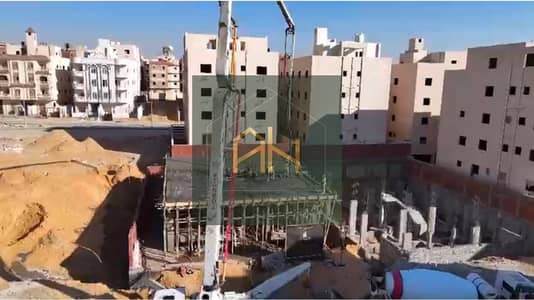 شقة 165م دور واجهه بحري بانوراما بالنرجس على بعد خطوات من شارع جمال عبد الناصر