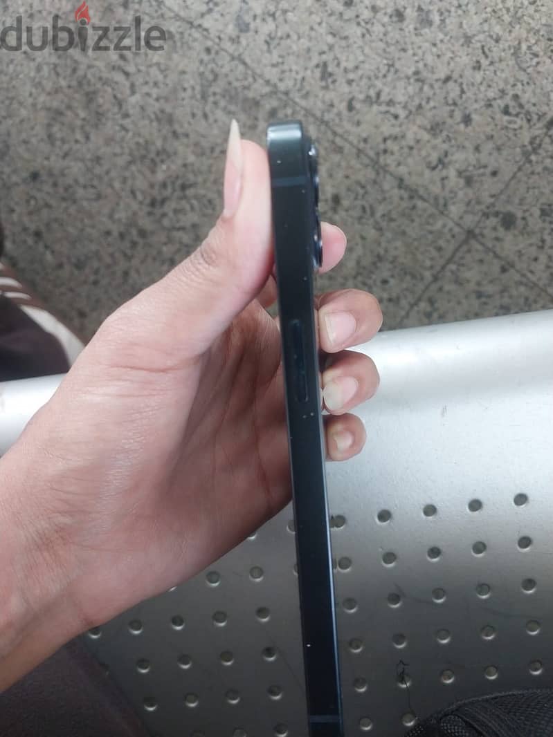 Apple - iPhone 13 2