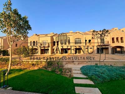 تاون هاوس ميديل للبيع فى جرين سكوير مستقبل سيتي الأهلي صبور Green Square Mostakbal city فى موقع متميز فيو مباشرة على لاندسكيب مميز جاهزة للاستلام فورى