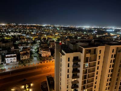 ستديو مفروش فندقي فخم ايجار في ابراج زيد بالدور التامن بالشيخ زايد