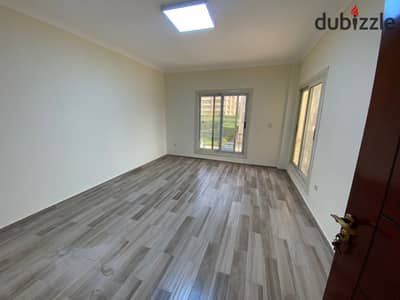Apartment for sale at a bargain price in Wasal Views Compound