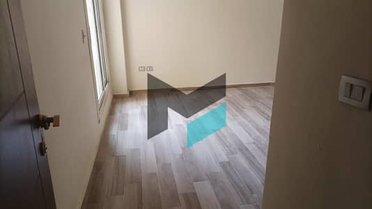 Apartment for Sale in Wesal Residence, 170 sqm, 3 Bedrooms, 3 Bathrooms, 4th Floor, Garden View.