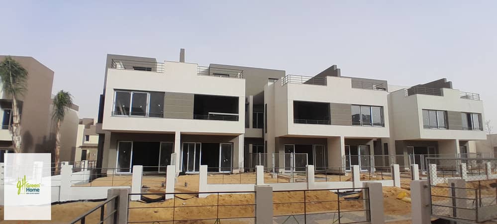 فيو مفتوح تاون هاوس للبيع بالتقسيط في بالم هيلز القاهرة الجديدة Palm Hills New Cairo